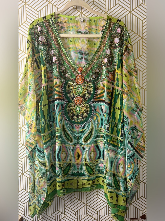 Tops - Embellished V-Neck Green Printed Tunic Top one size